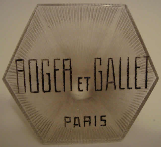 Rene Lalique Roger Et Gallet Paris Sign
