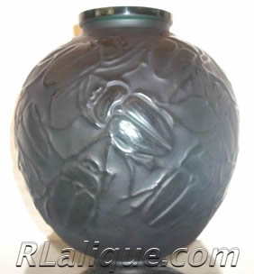 R.Lalique Vase Gros Scarabees Fake - Not by Rene Lalique R.Lalique Vase Gros Scarabees Fake - Not by Rene Lalique