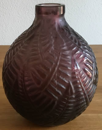 Fake R.Lalique Vase Espalion - Not by Rene Lalique Fake R.Lalique Vase Espalion - Not by Rene Lalique