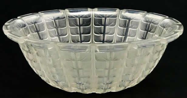 R. Lalique Acacia Bowl