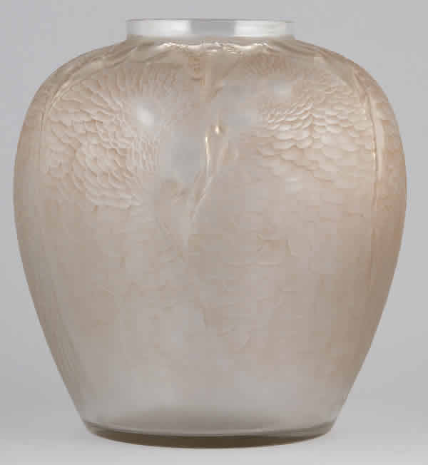 R. Lalique Alicante Vase