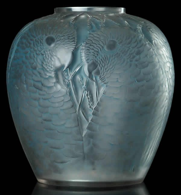 R. Lalique Alicante Vase