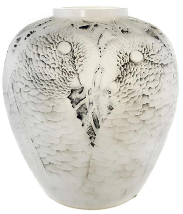 R. Lalique Alicante Vase
