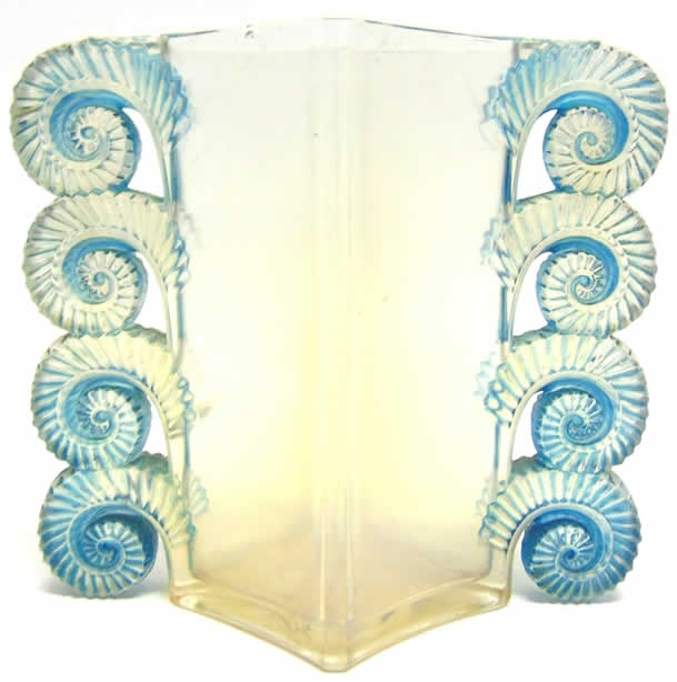 R. Lalique Amiens Vase