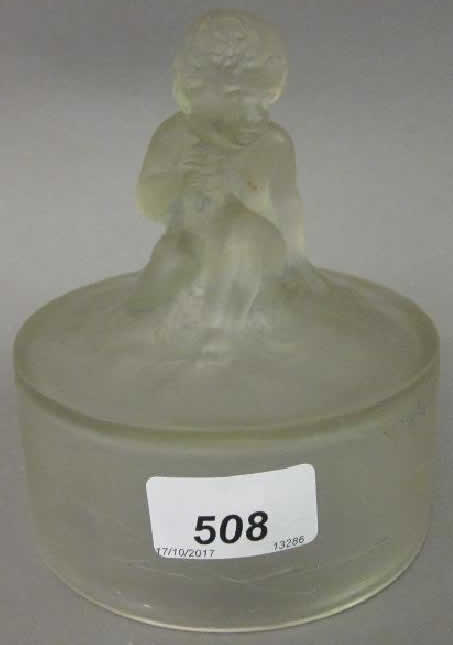 R. Lalique Amour Assis Box Cover