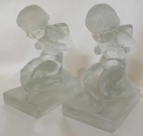R. Lalique Amour Bookend