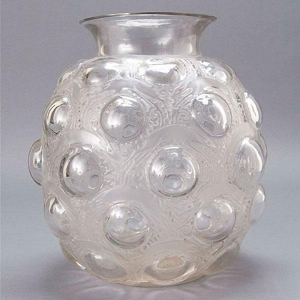 R. Lalique Antilopes Vase