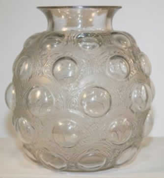 R. Lalique Antilopes Vase