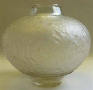 R. Lalique Aras Vase