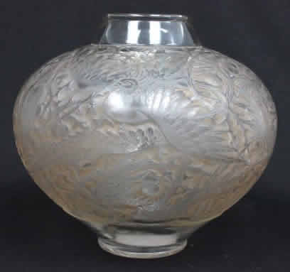 R. Lalique Aras Vase