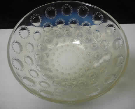 Rene Lalique Asters Opalescent Bowl 