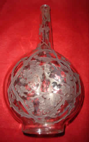 R. Lalique Aubepines Decanter