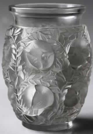 R. Lalique Bagatelle Vase