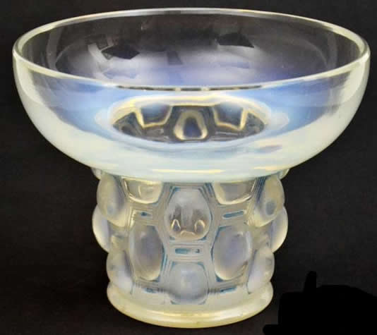 R. Lalique Beautreillis Vase