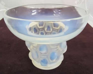 R. Lalique Beautreillis Vase
