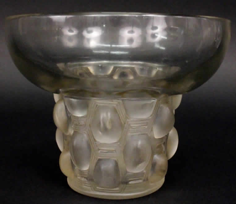 R. Lalique Beautreillis Vase