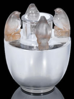 R. Lalique Bellecour Vase