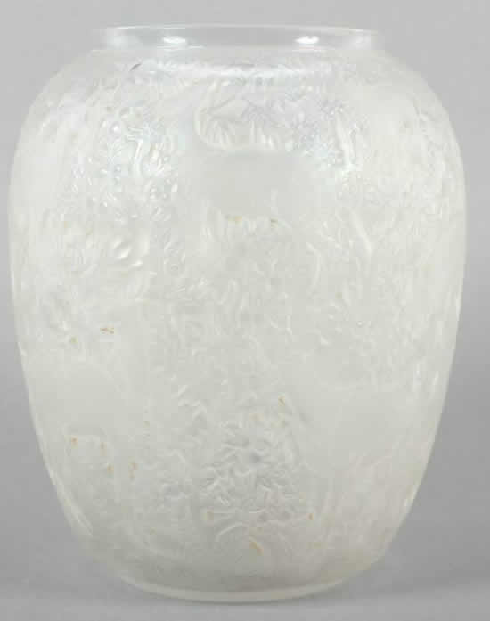 R. Lalique Biches Vase