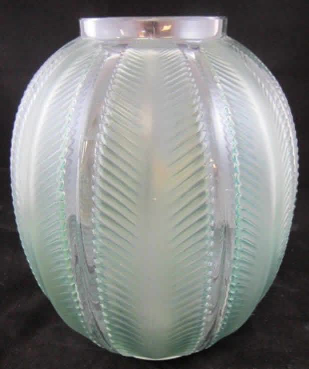 R. Lalique Biskra Vase