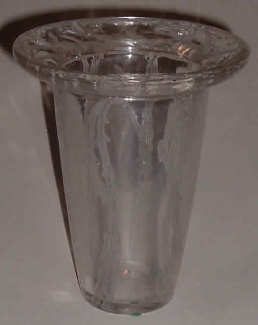 R. Lalique Bordure Epines Vase