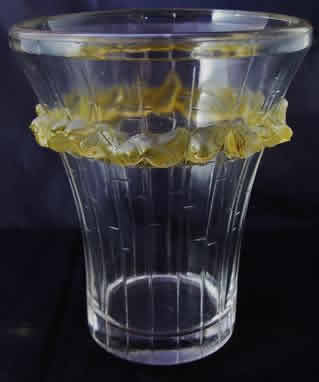 R. Lalique Boulouris Vase