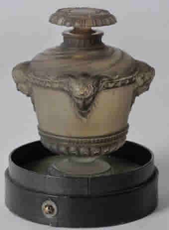 R. Lalique Bouquet De Faunes Flacon