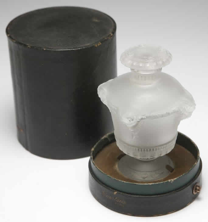 R. Lalique Bouquet De Faunes Perfume Bottle