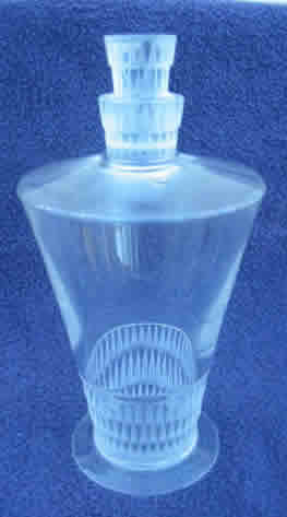 R. Lalique Bourgueil Carafe