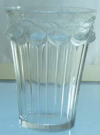 R. Lalique Boutons D'Or Vase