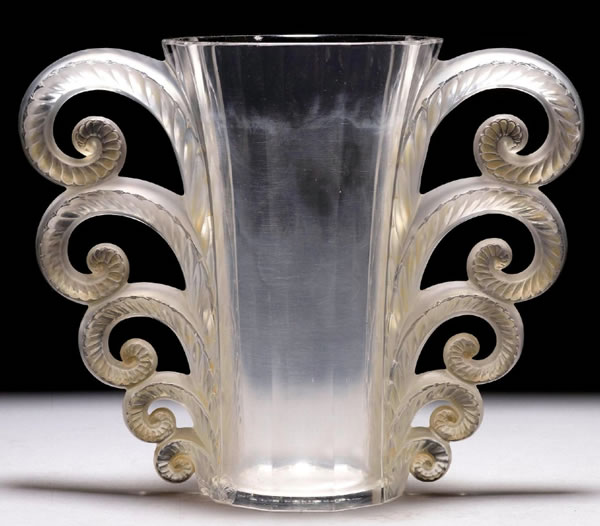 R. Lalique Beauvais Vase