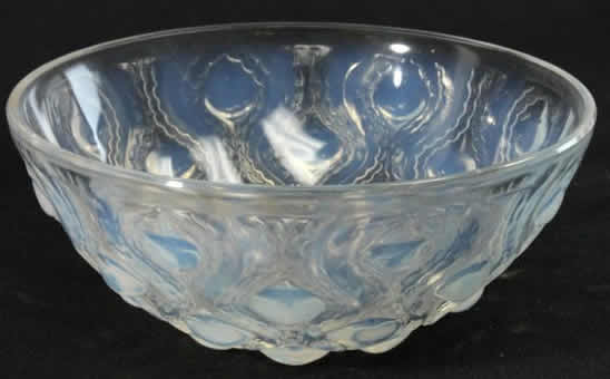 R. Lalique Bulbes Bowl
