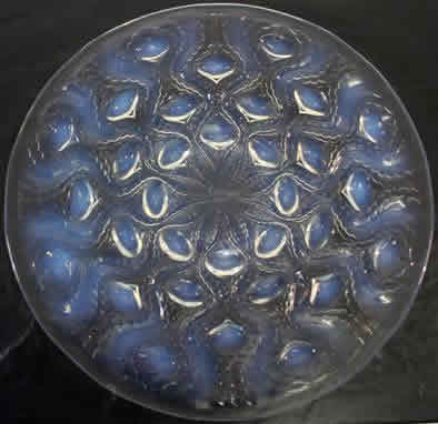 R. Lalique Bulbes Plate