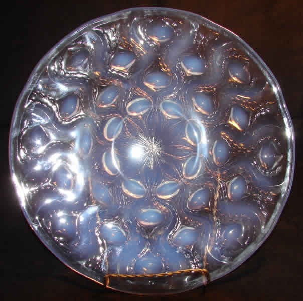 R. Lalique Bulbes Plate