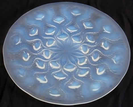 R. Lalique Bulbes Plate