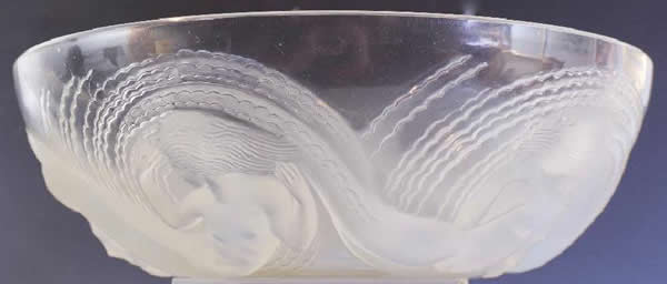R. Lalique Calypso Bowl