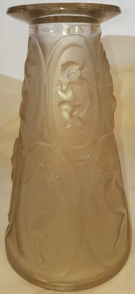 R. Lalique Camees Vase