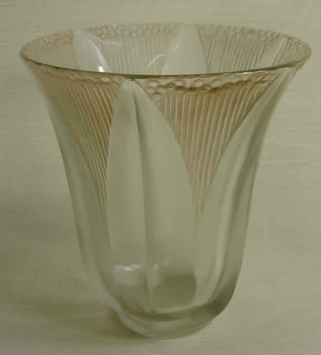 R. Lalique Campanule Vase
