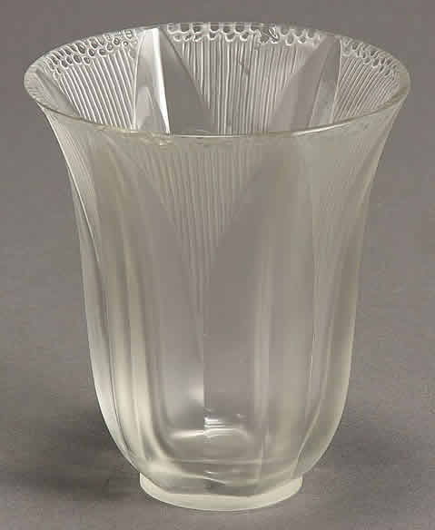 R. Lalique Campanule Vase