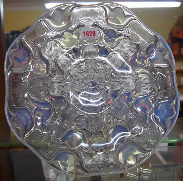 R. Lalique Campanules Plate
