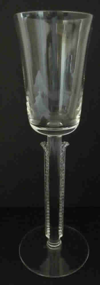 R. Lalique Cannes Wine Glass