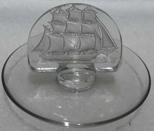 R. Lalique Caravelle Ashtray