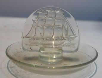 R. Lalique Caravelle Cendrier