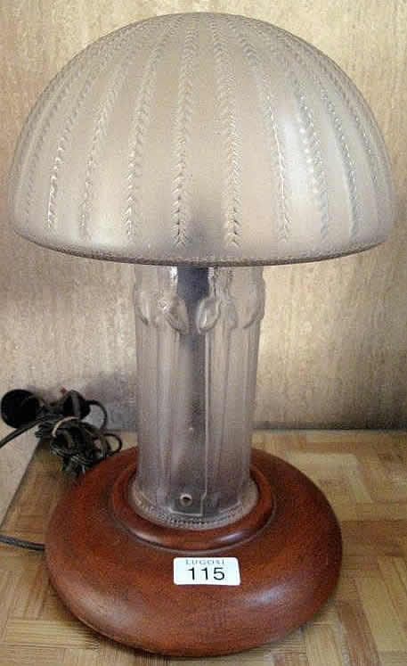 R. Lalique Cariatides Lamp