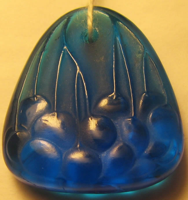 R. Lalique Cerises Pendant