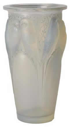 R. Lalique Ceylan Vase