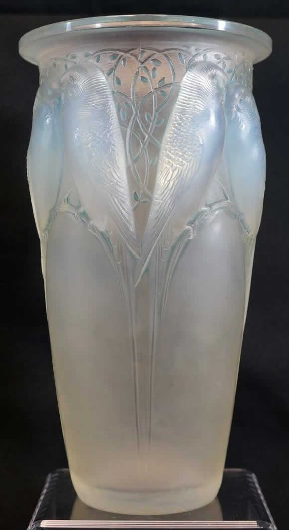 R. Lalique Ceylan Vase