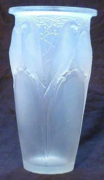 R. Lalique Ceylan Vase