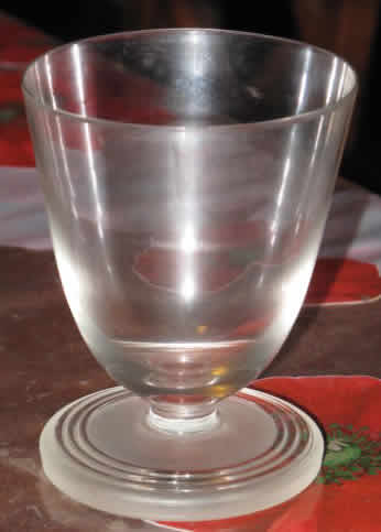 R. Lalique Chablis Glass