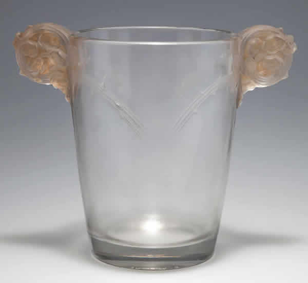R. Lalique Chamarande Vase