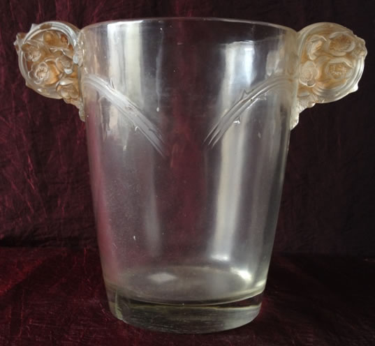 R. Lalique Chamarande Vase